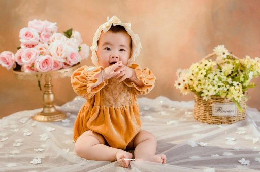 长垣四个月宝宝放屁很臭